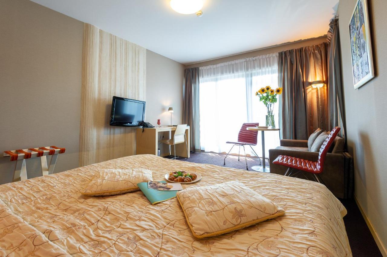 Niebieski Art Hotel & Spa Cracovia Exterior foto A typical room at a hotel