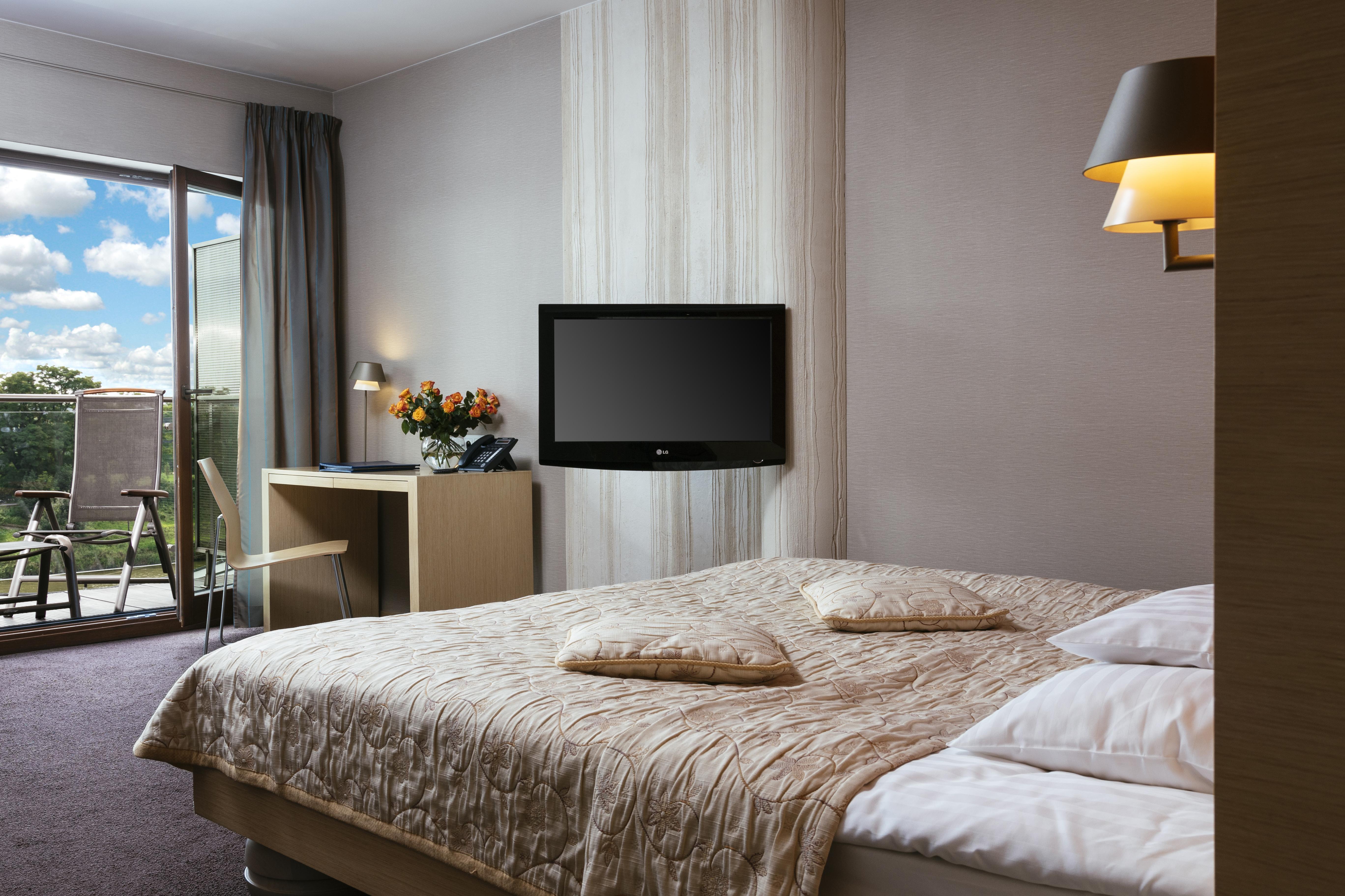 Niebieski Art Hotel & Spa Cracovia Exterior foto A room at the hotel