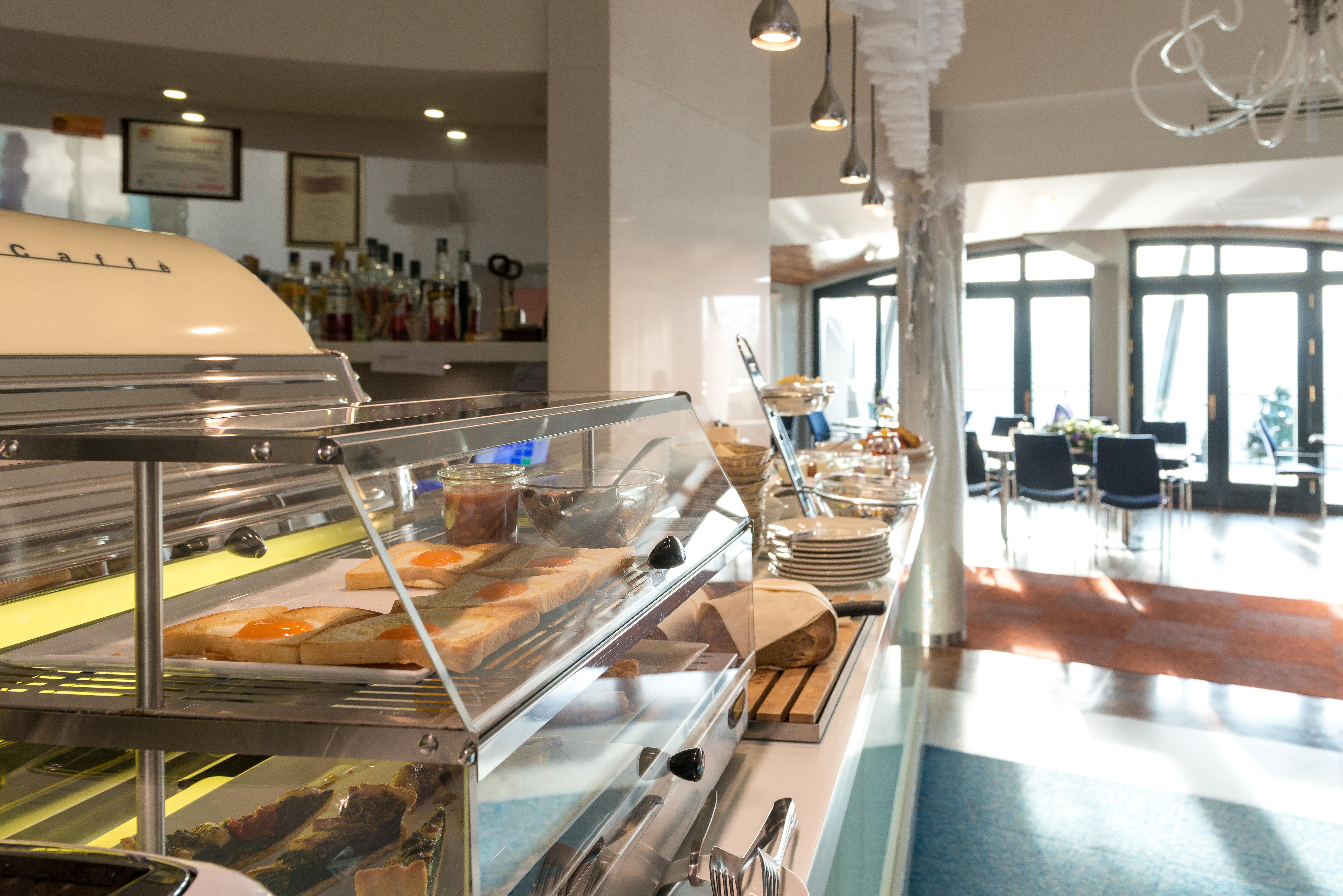 Niebieski Art Hotel & Spa Cracovia Exterior foto The interior of the restaurant