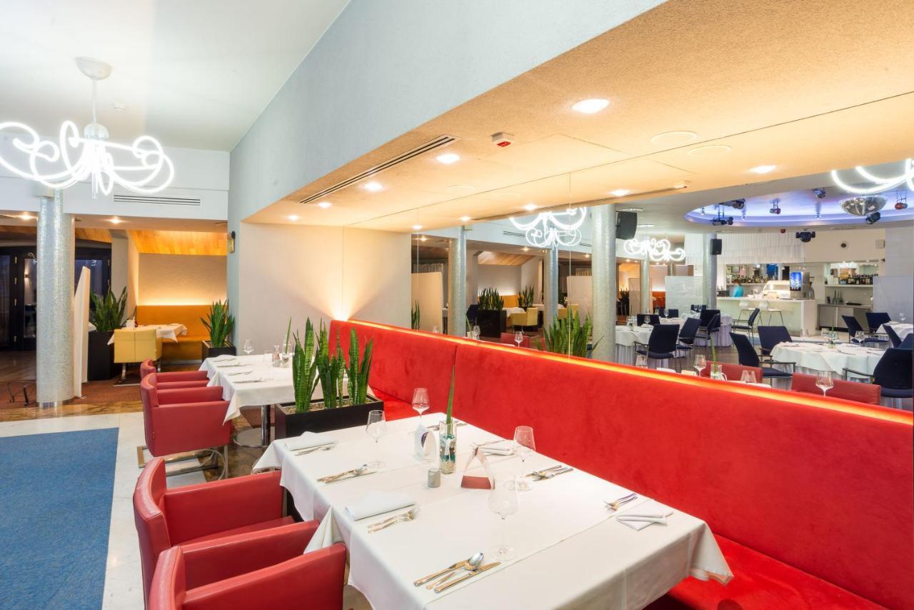 Niebieski Art Hotel & Spa Cracovia Exterior foto Restaurant